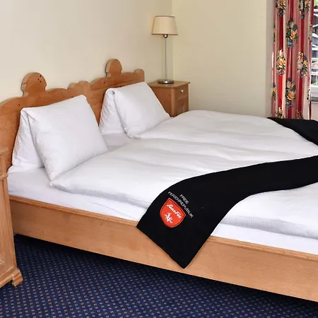 Du Glacier - The Dom Collection 3*