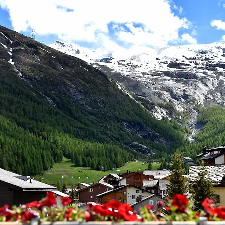 Du Glacier - The Dom Collection Hotel 3*