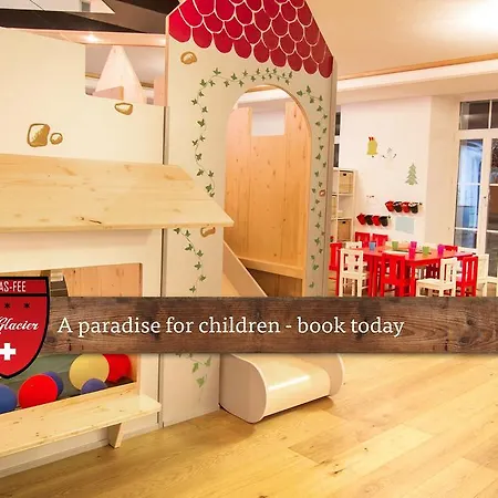 Du Glacier - The Dom Collection 3*