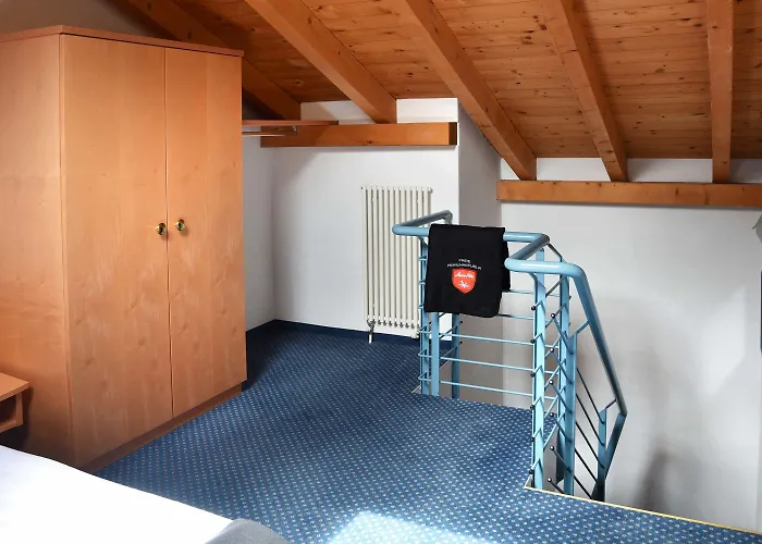 Du Glacier - The Dom Collection Hotel