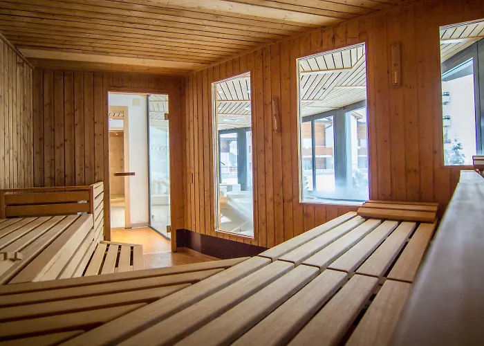 Du Glacier - The Dom Collection Hotel