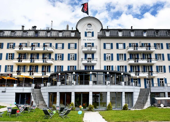 Du Glacier - The Dom Collection Hotel