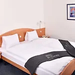 Du Glacier - The Dom Collection Hotel 3*