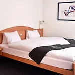 Du Glacier - The Dom Collection Hotel 3*