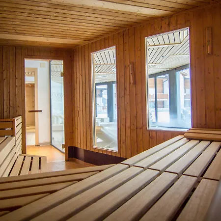 Du Glacier - The Dom Collection Hotel