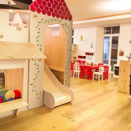 Du Glacier - The Dom Collection Hotel