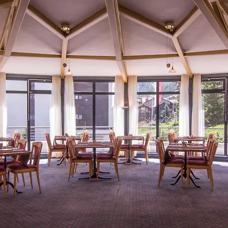 Du Glacier - The Dom Collection 3*